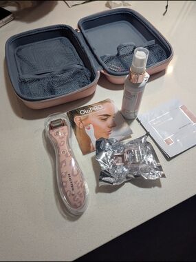 GoPro Micro-Needling Kit in Light Pink — At-Home Facial Tool Set